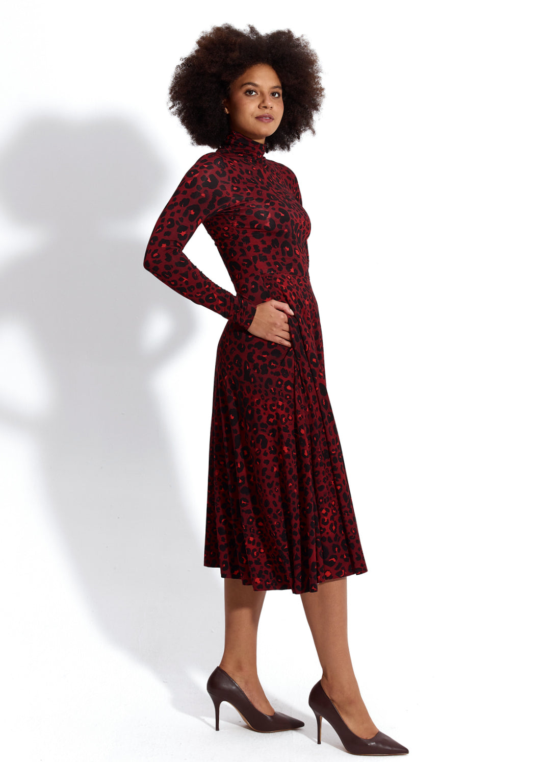 GO(LF) FOR IT print leo wild red