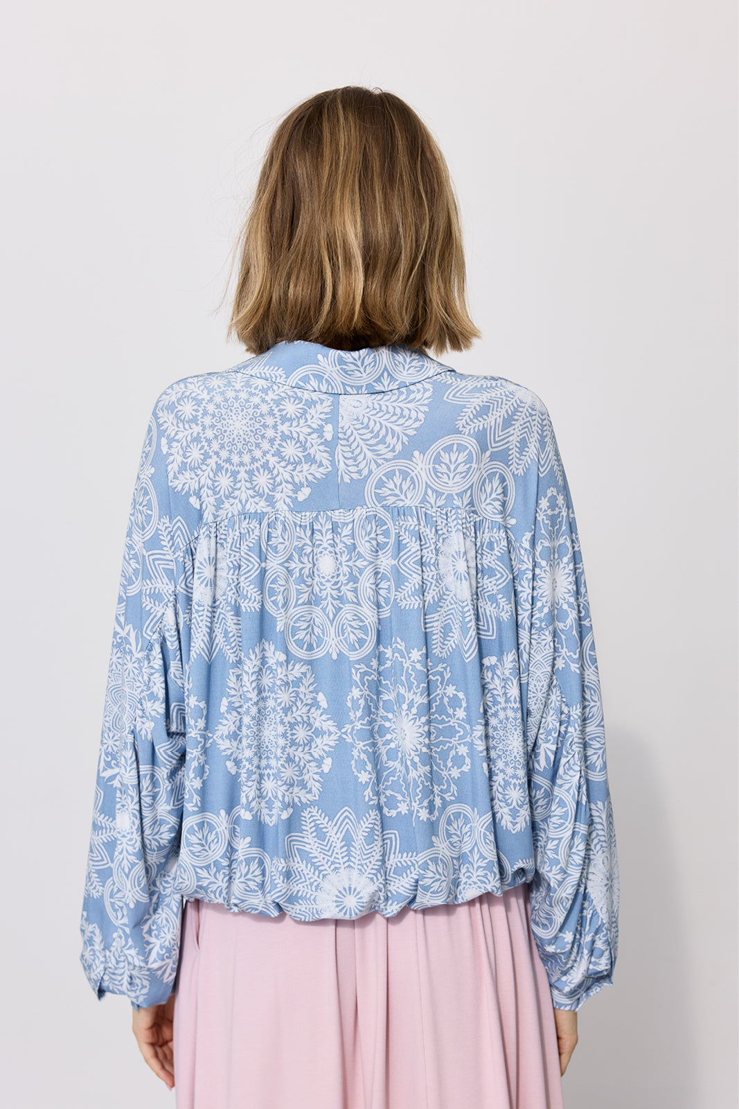 SHIRT ROMANTIC folk cut-outs print blue