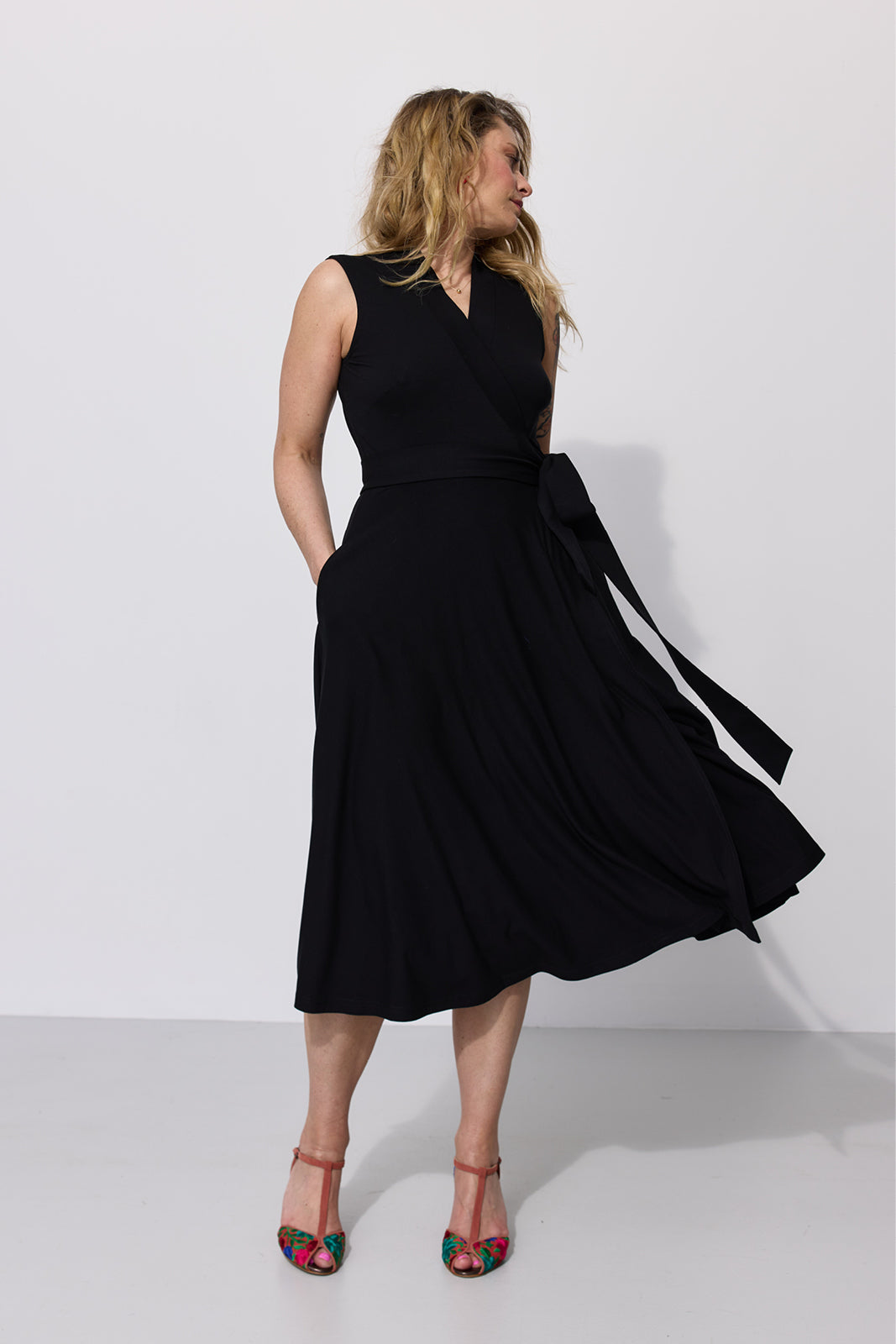 Sukienka DIANA SUMMER czarna