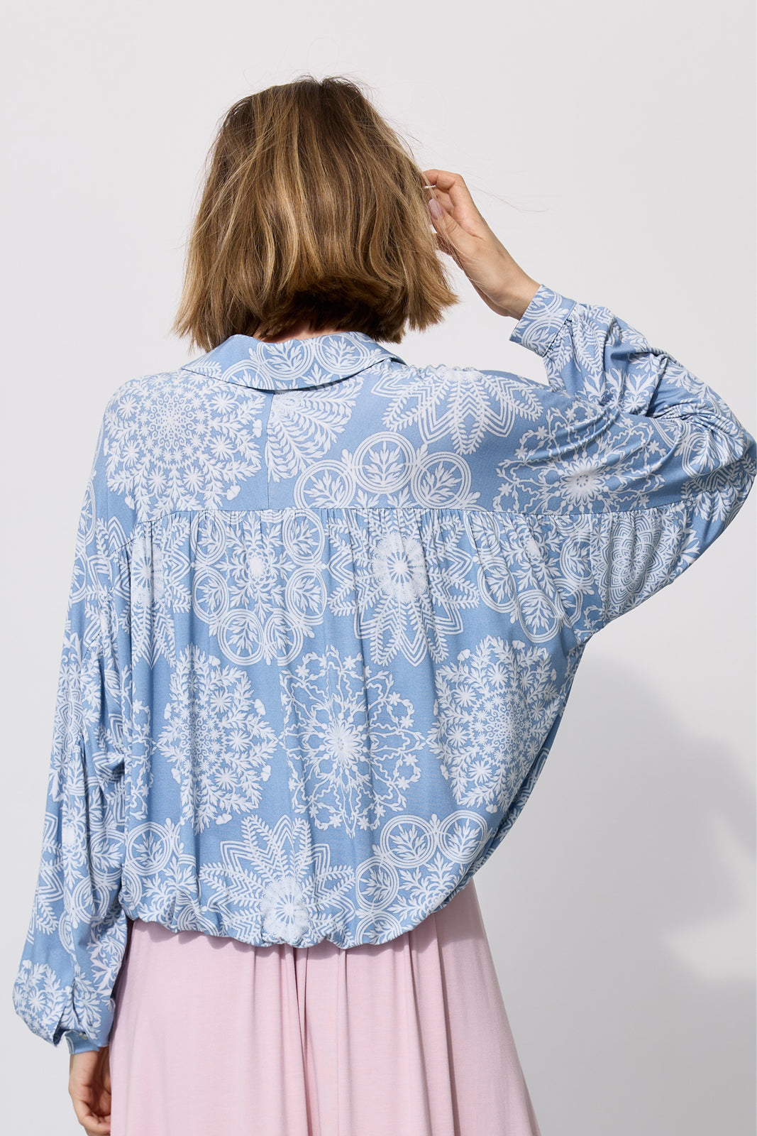 SHIRT ROMANTIC folk cut-outs print blue