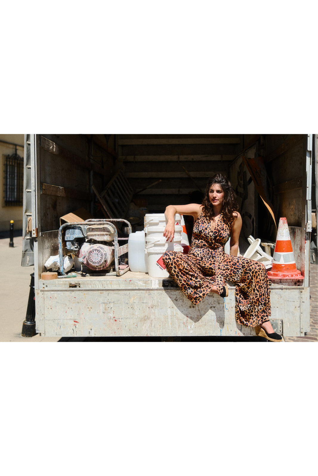 SIMPLY THE VEST wild leo print