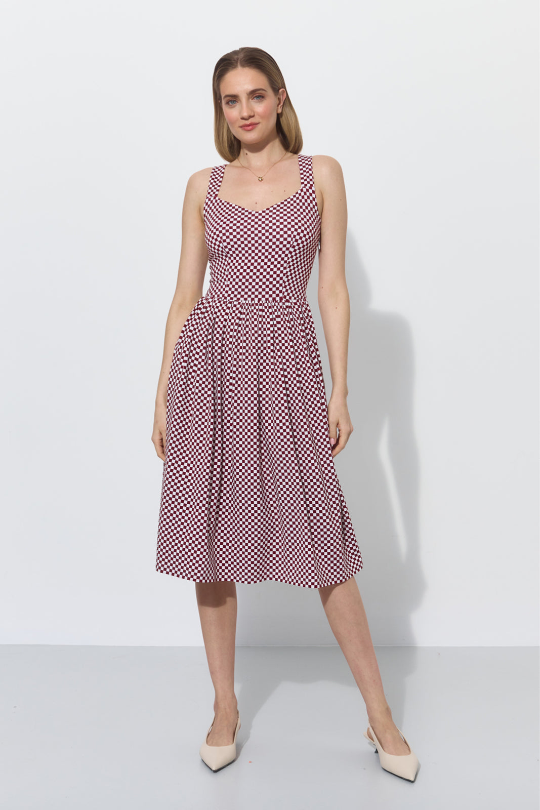 JULIA 176 cm modelka, studentka prawa sukienka XS