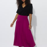 AMINA 175 cm<br>kosmetolożka, modelka<br>spódnica XS|#000000|#ffffff|
