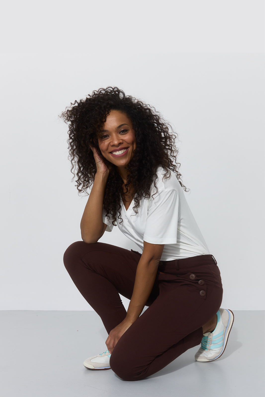 MADOXY espresso & print leo burgundy