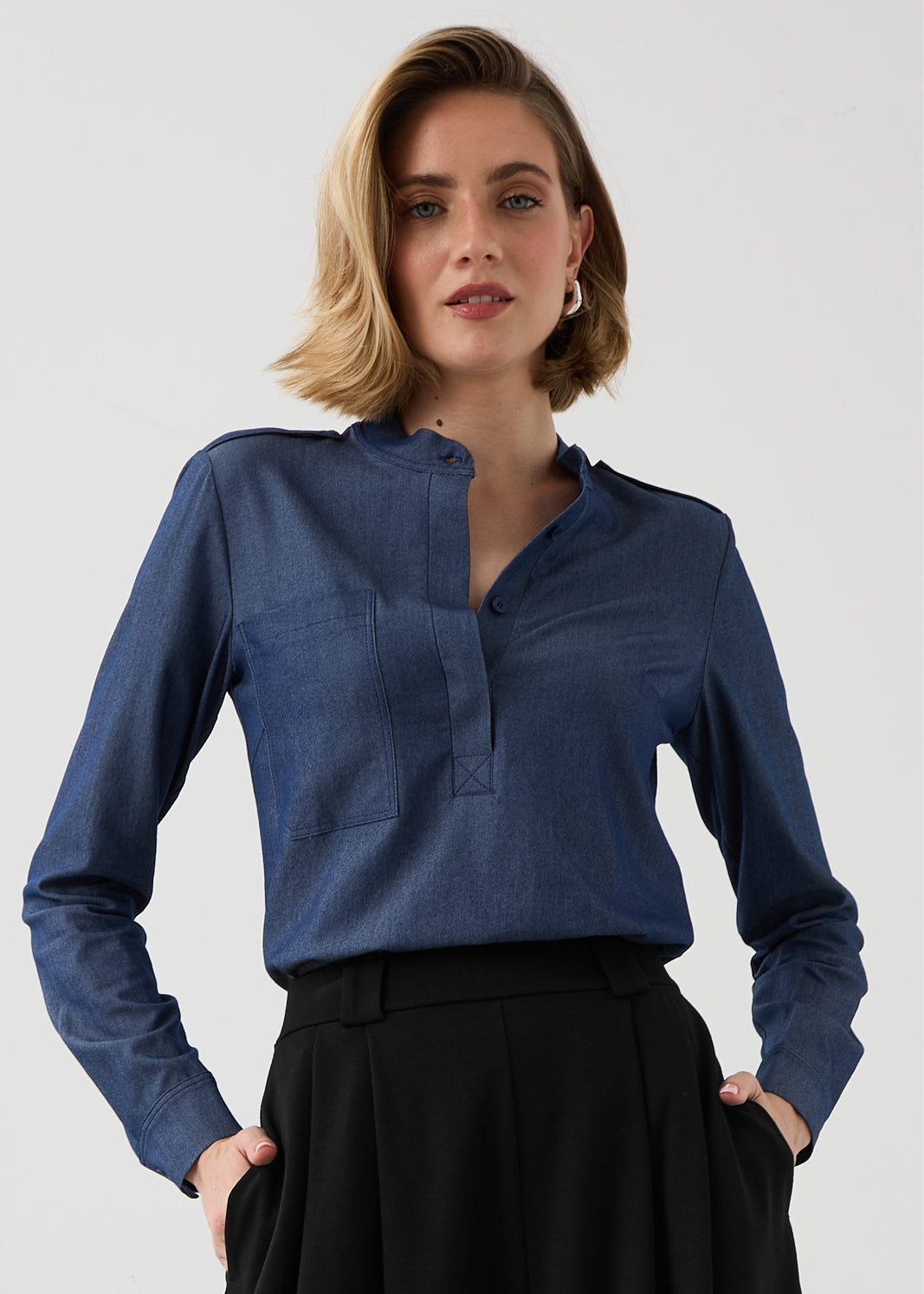NEW CHIC SHIRT navy blue jeans