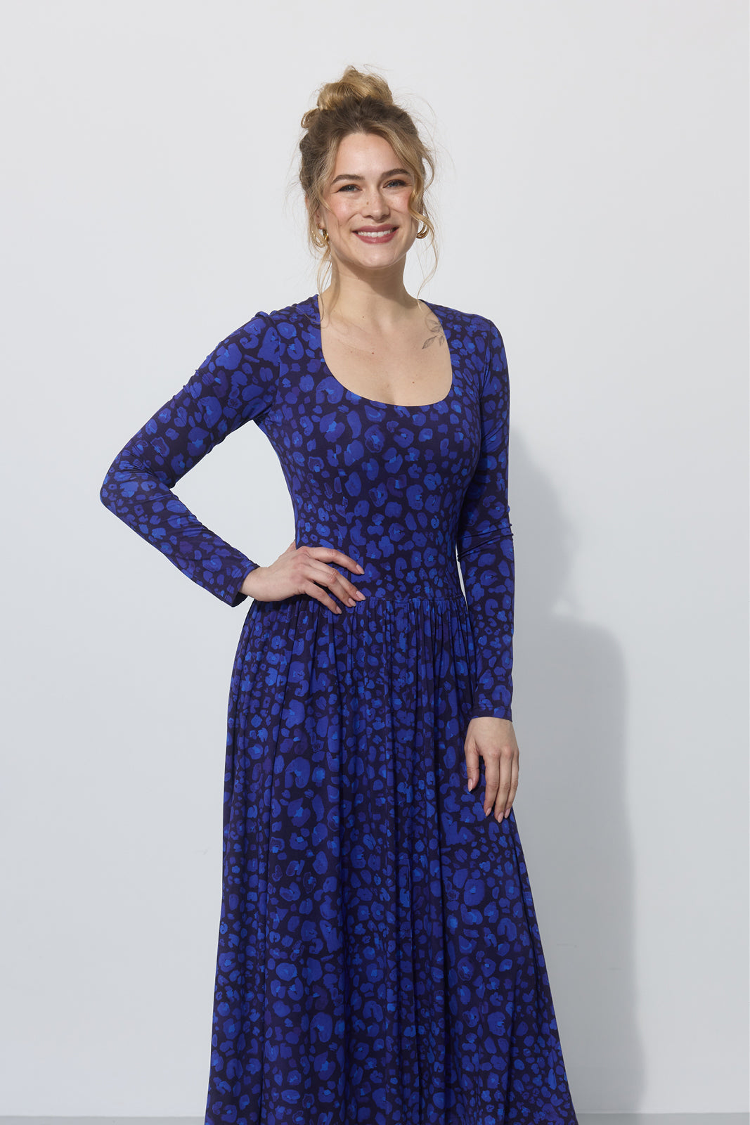 VOILÁ print leo art blue