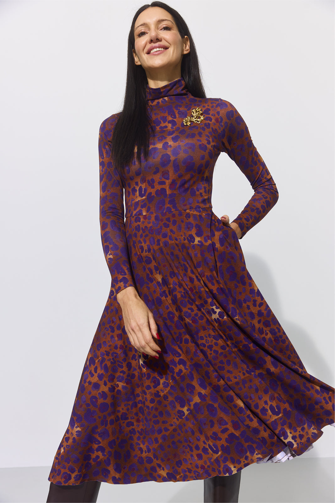 GO(LF) FOR IT print leo burgundy