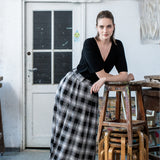 SPÓDNICA GARNITUROWA MAXI krata czarno-biała