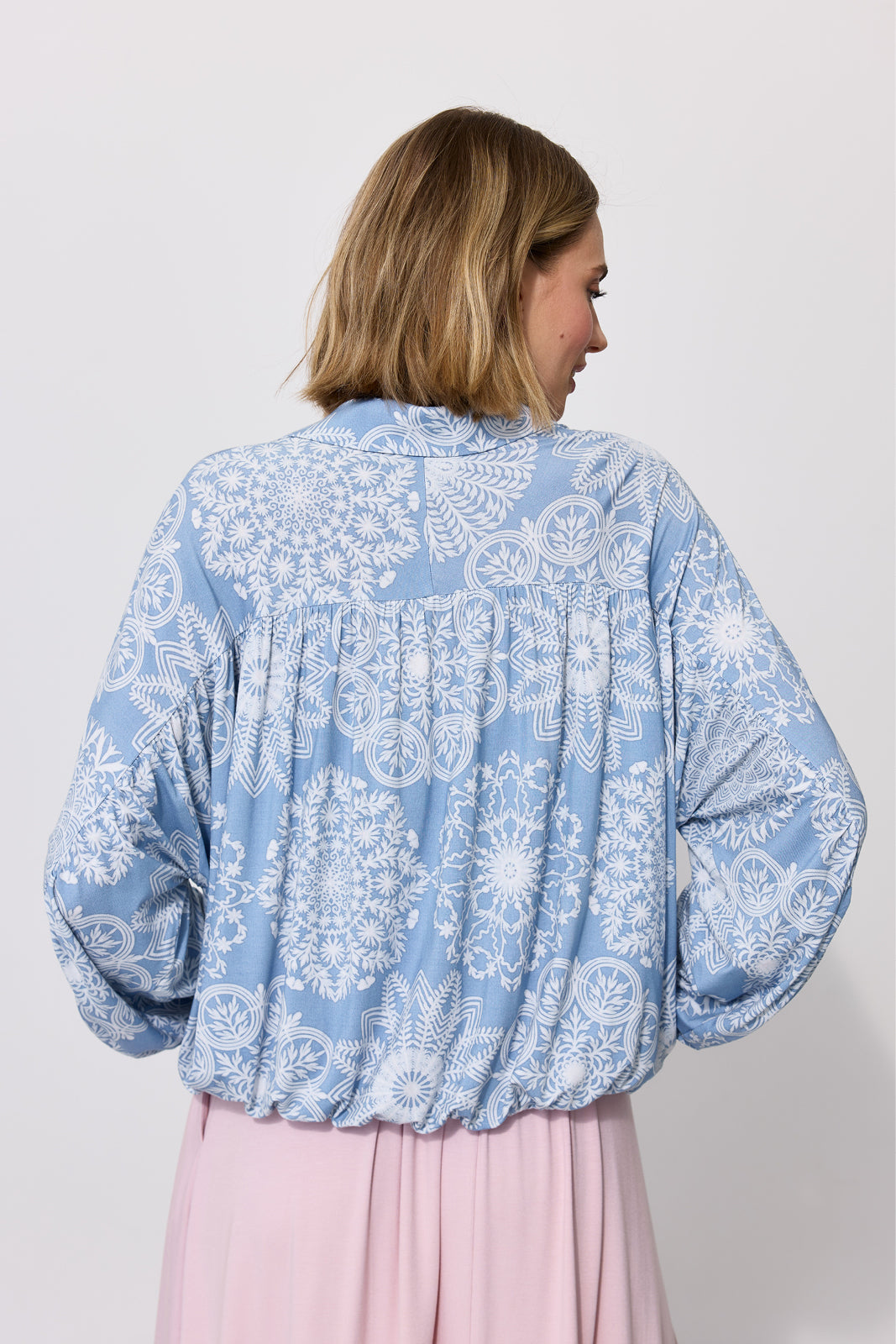 SHIRT ROMANTIC folk cut-outs print blue