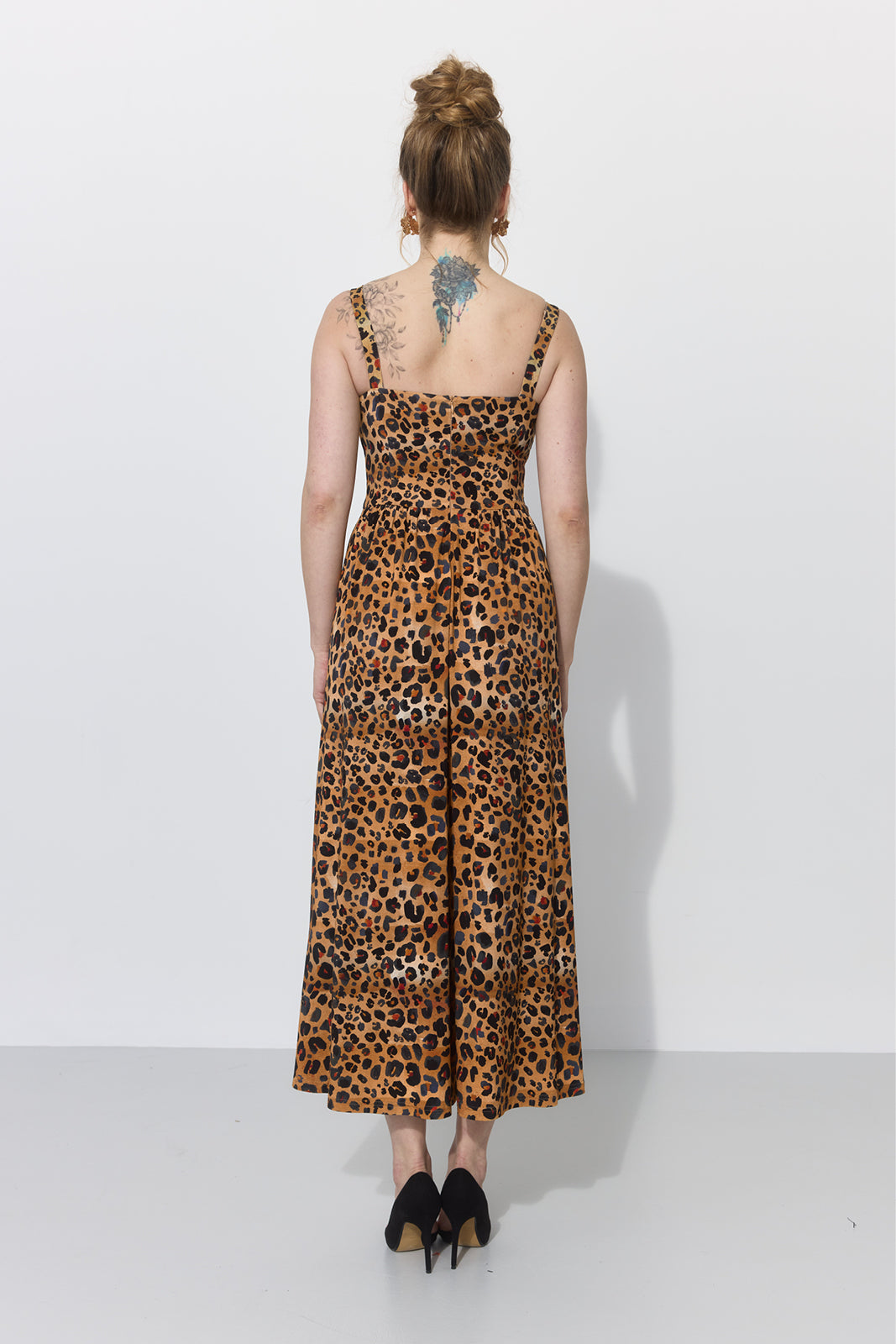 BUENA VISTA print wild leo