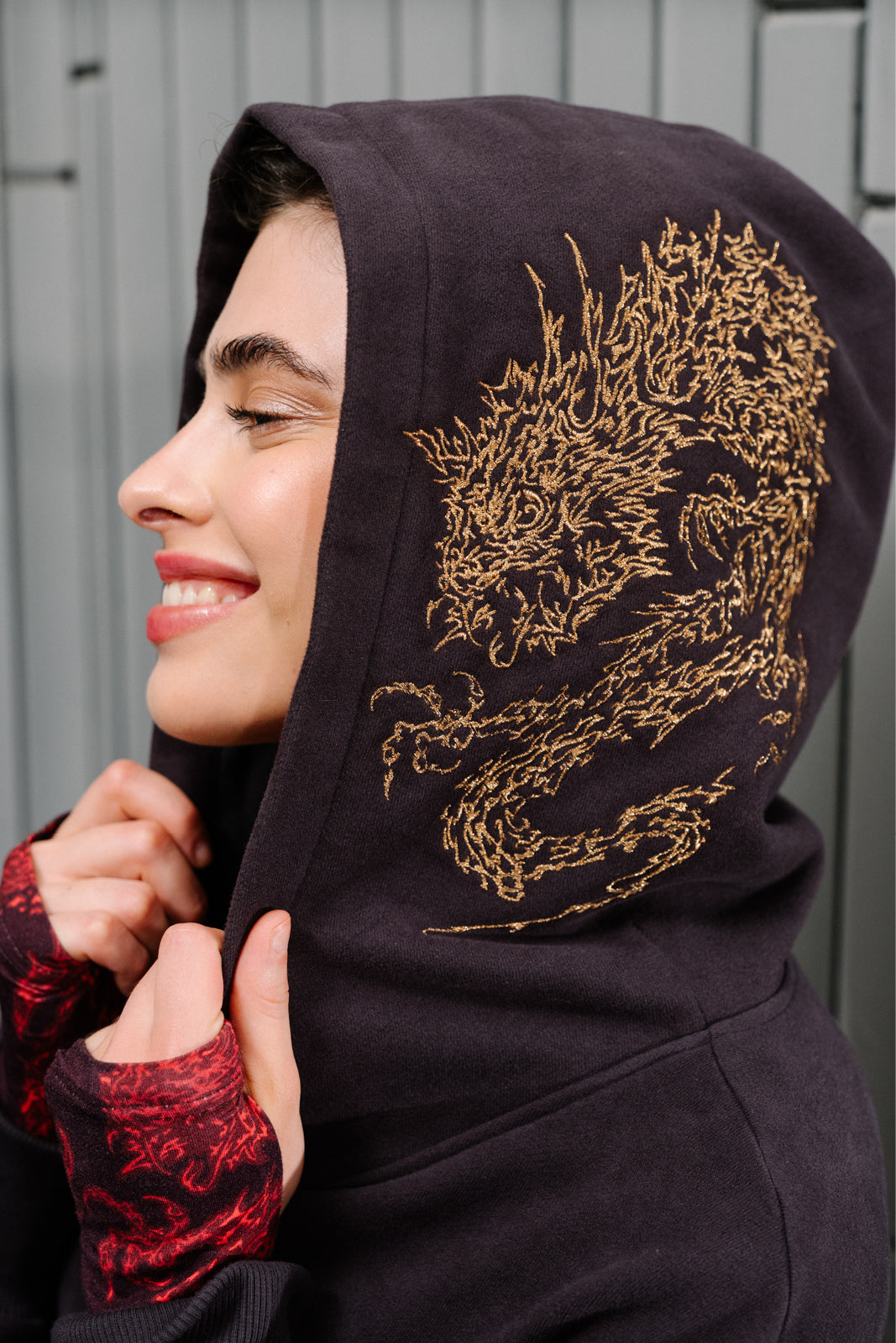 Bluza LOVE YOU MORE nearly black haft Swanski Studio