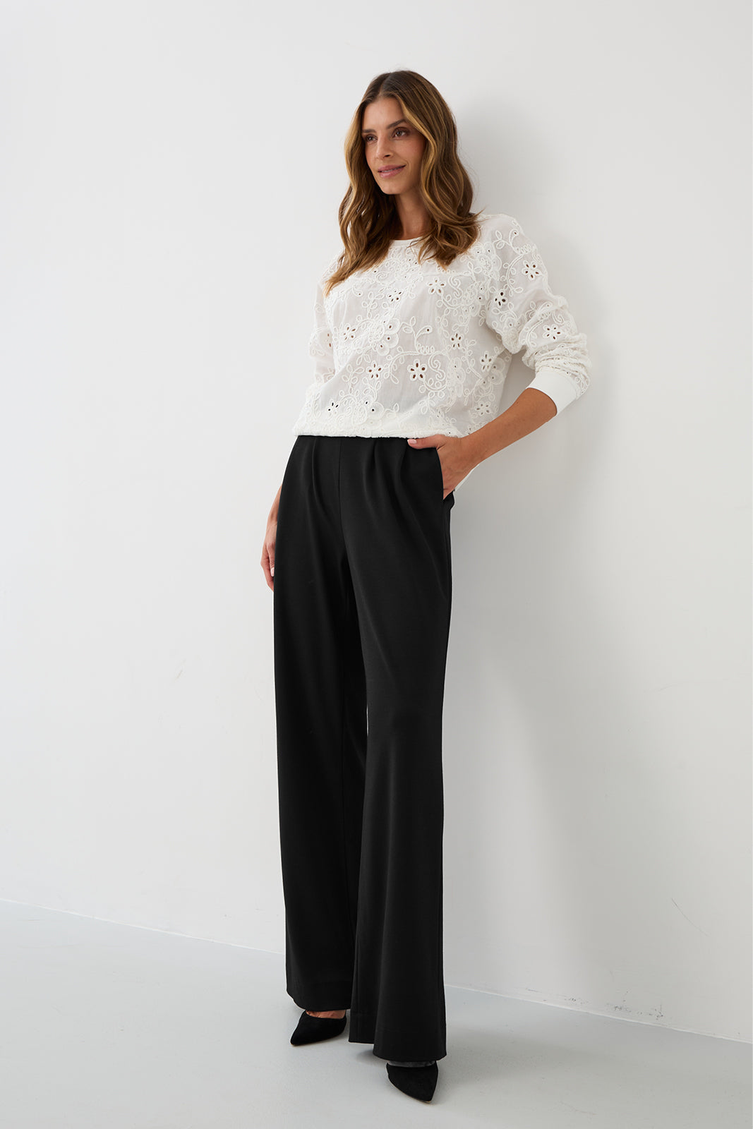 Bluza LUCY IN THE SKY haft richelieu white