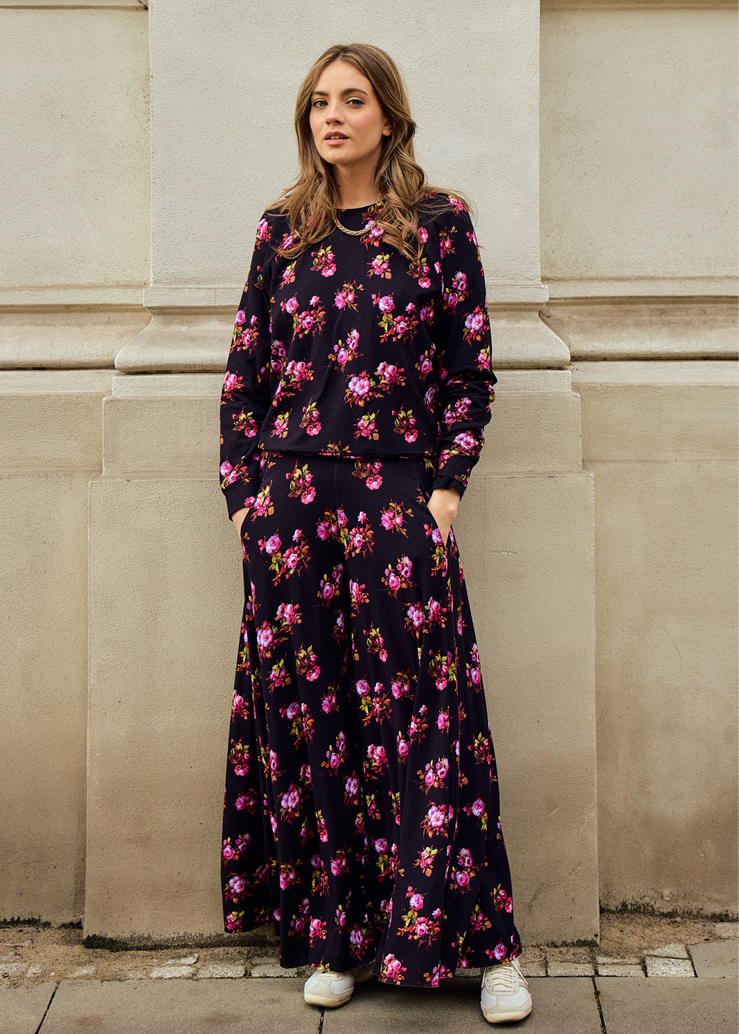 LUCY IN THE SKY print risk'n'roses black