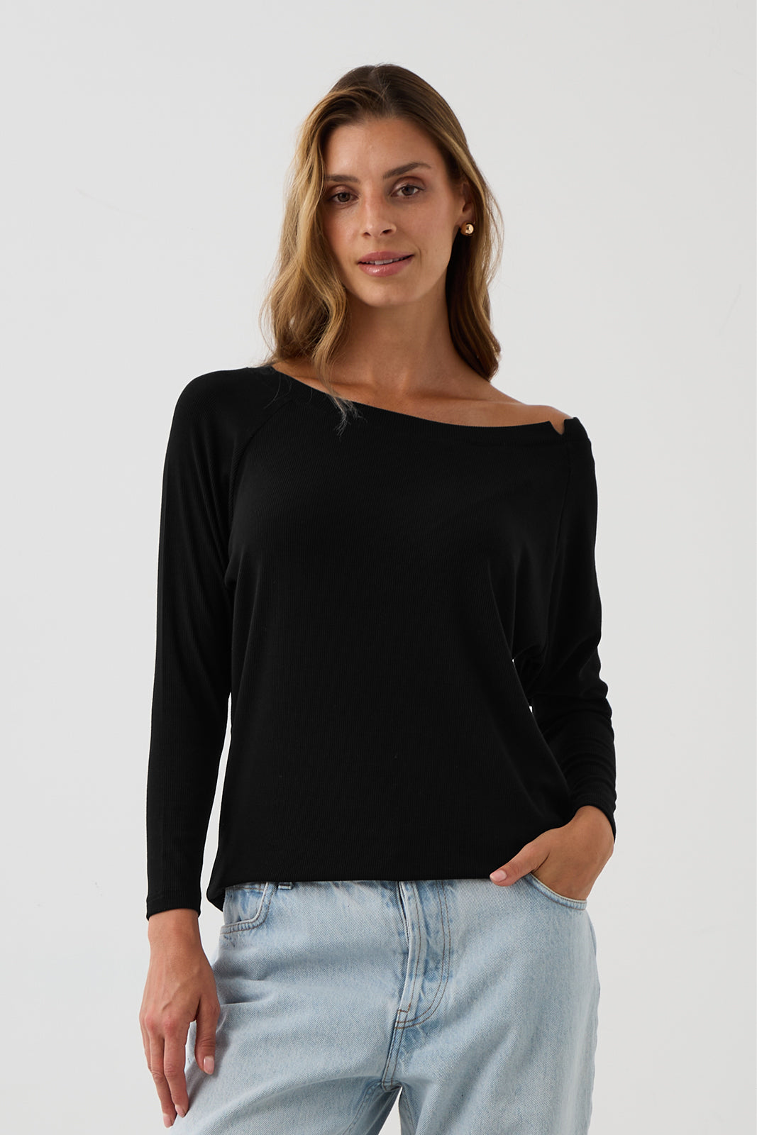 MUST HAVE ribbed black
