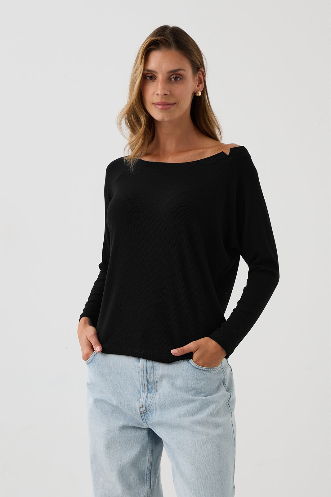 MUST HAVE ribbed black