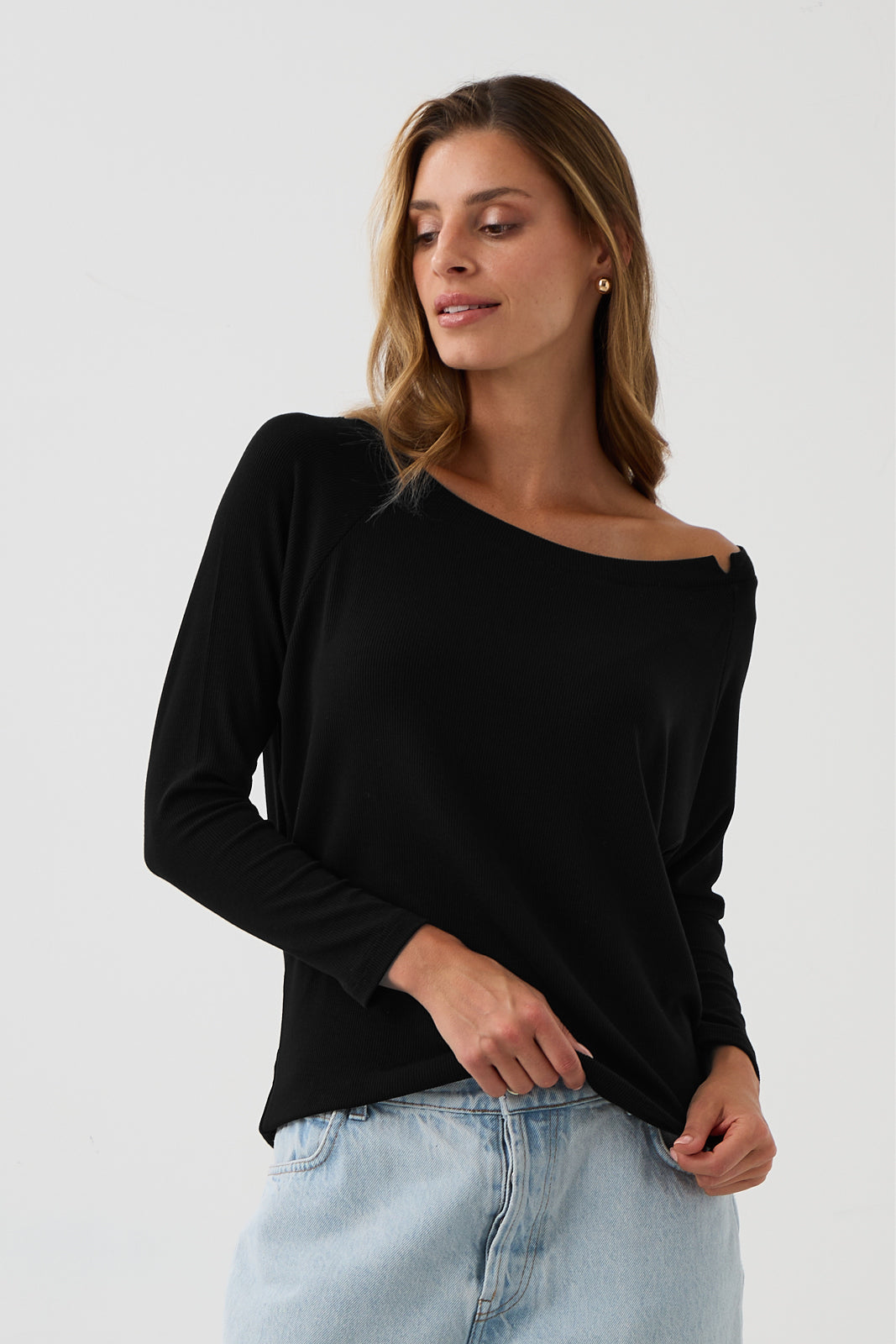 MUST HAVE ribbed black