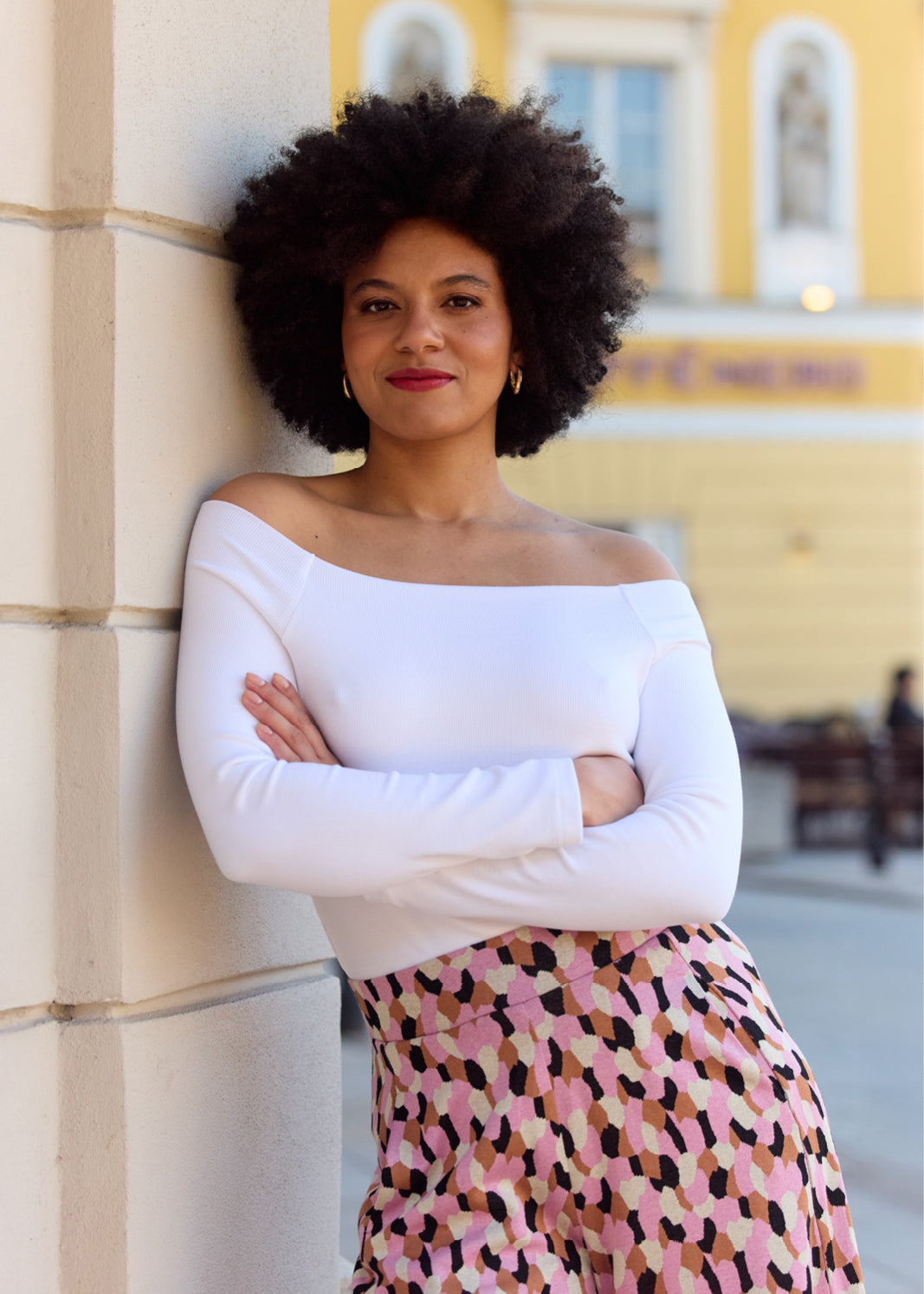 HOLLYŁÓDKA biały prążek