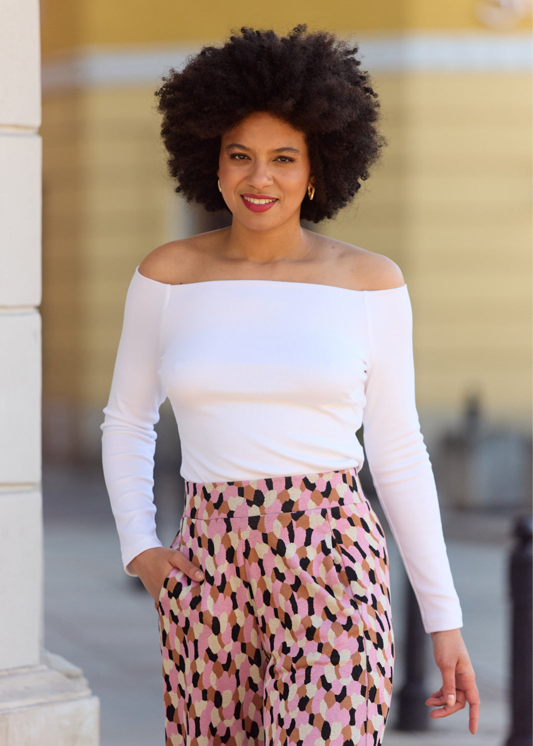 HOLLYŁÓDKA biały prążek