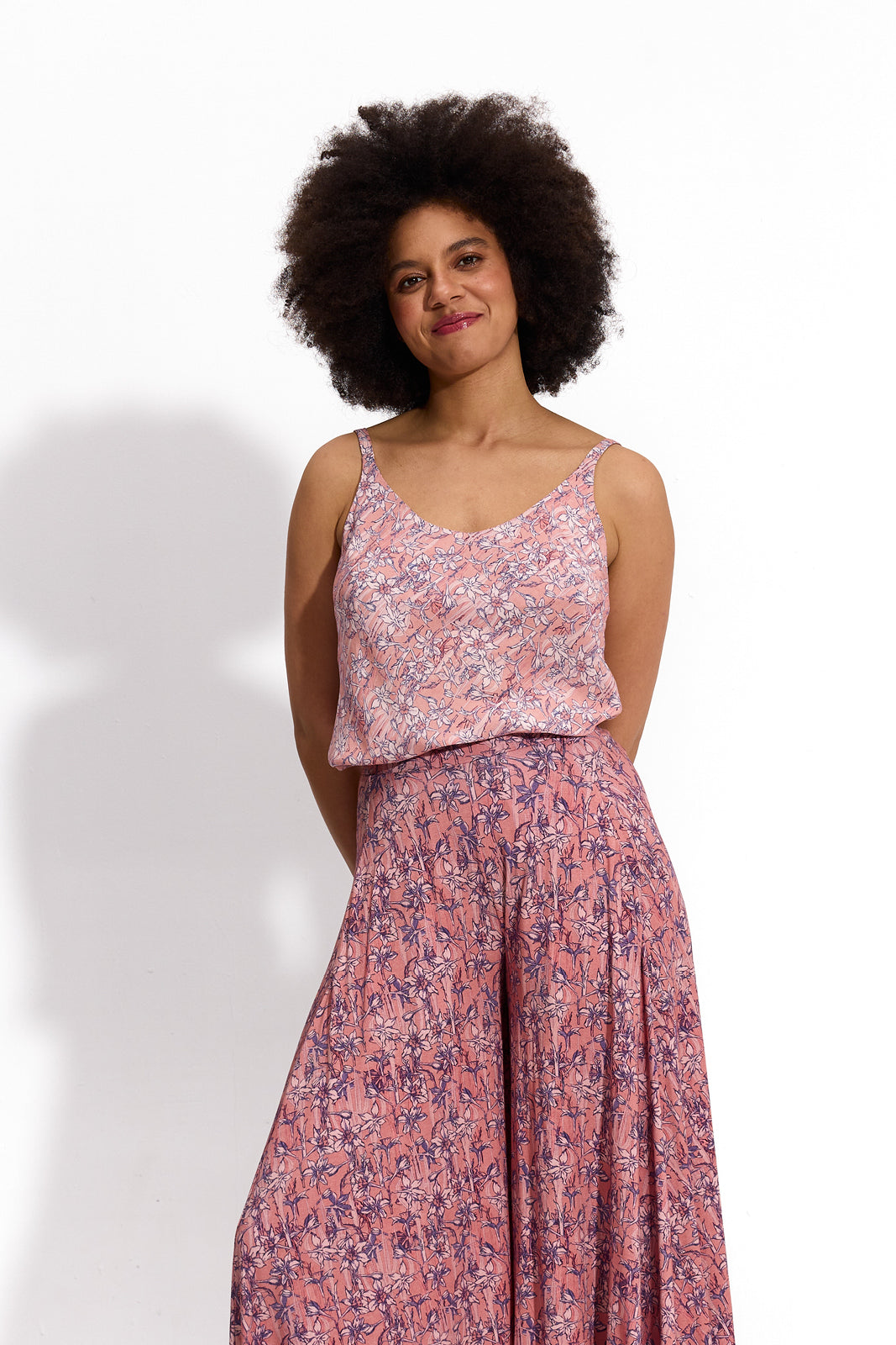 BIARRISK print różowe żonkile