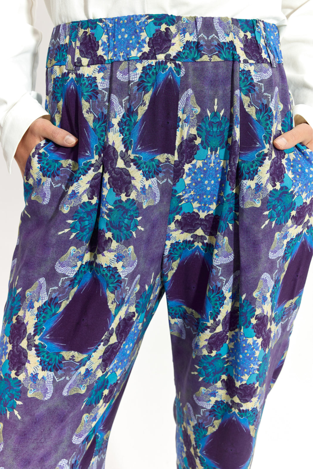 J. LO FRIENDY print kalejdoskop hokus pokus