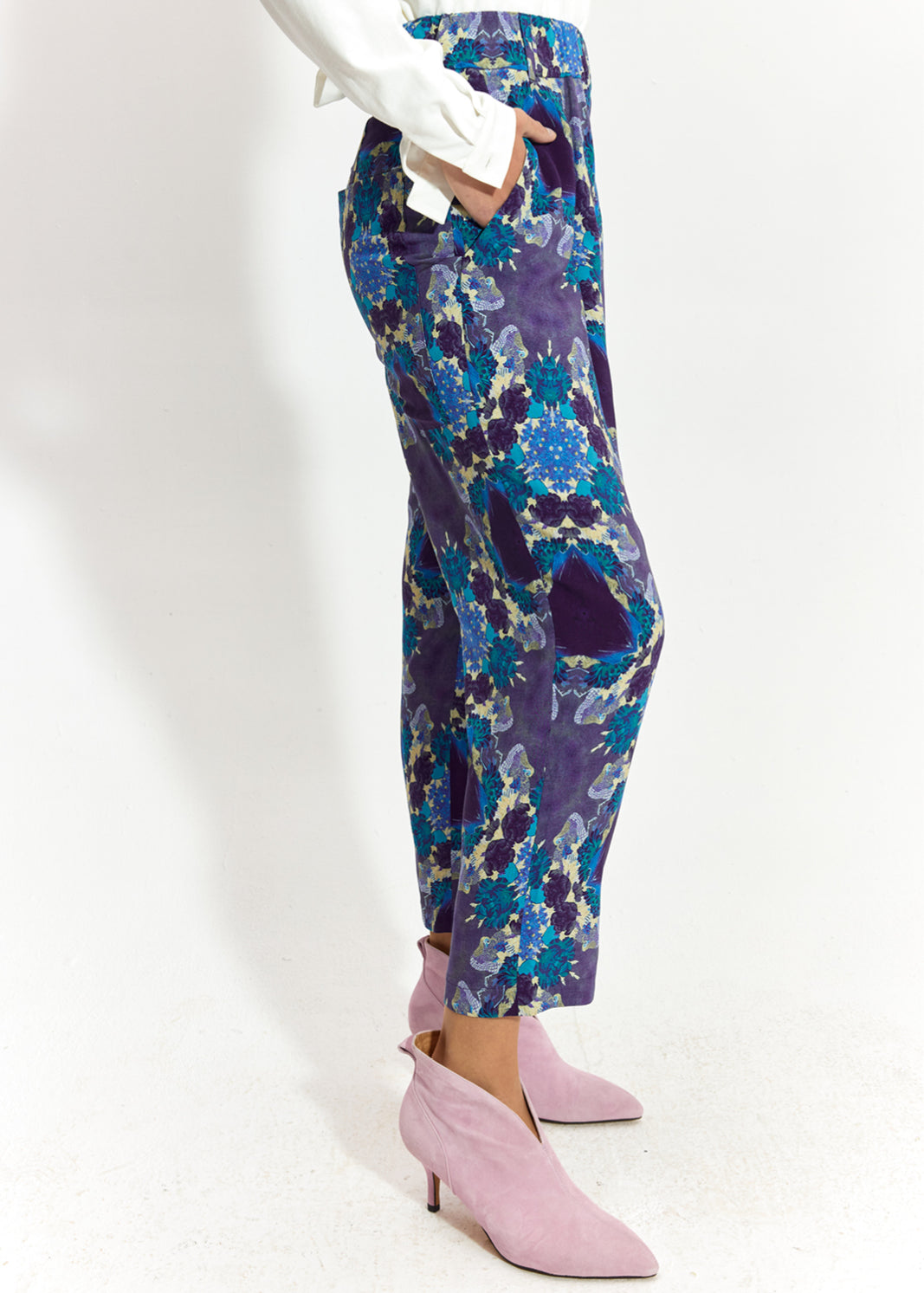 J. LO FRIENDY print kalejdoskop hokus pokus