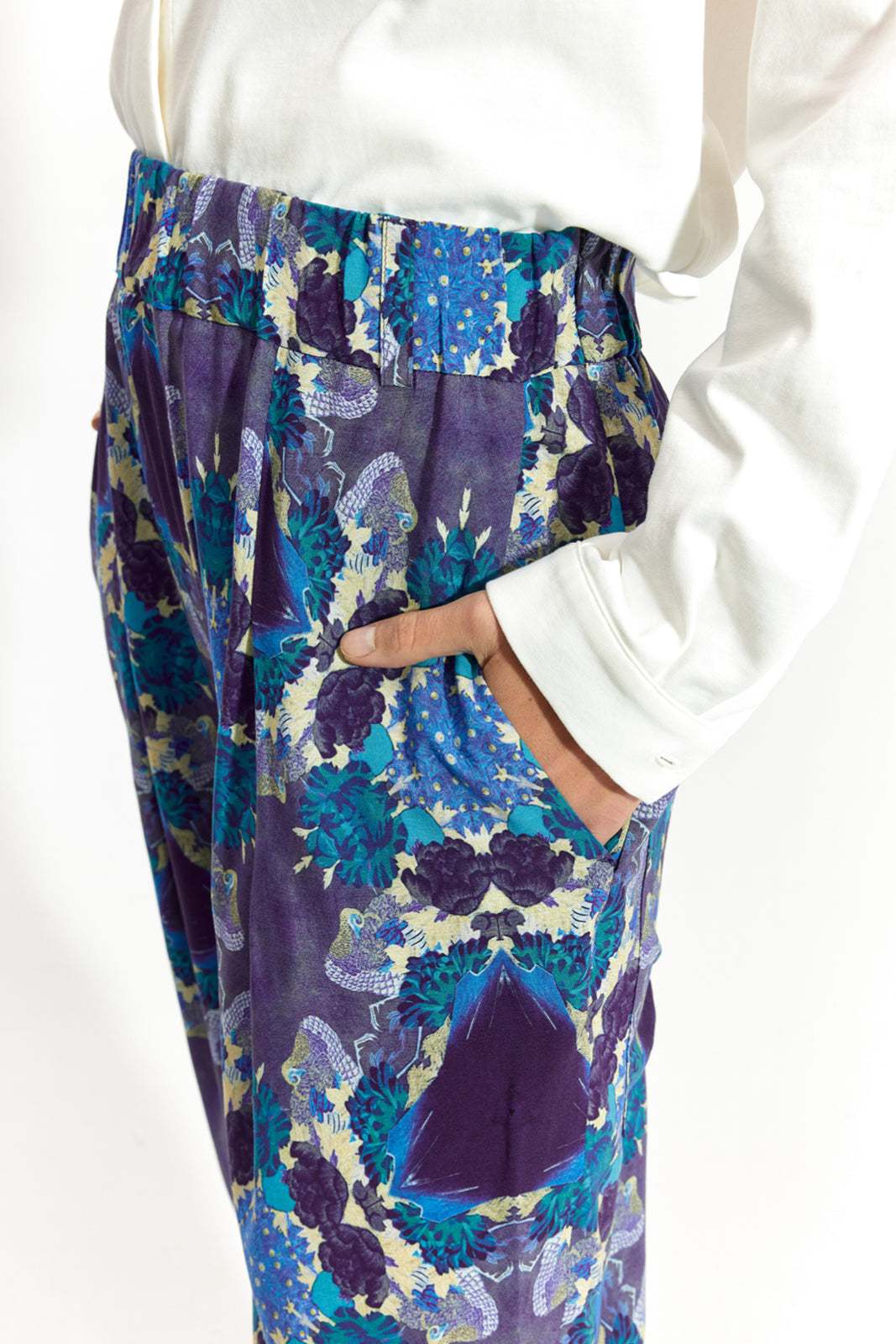 J. LO FRIENDY print kalejdoskop hokus pokus