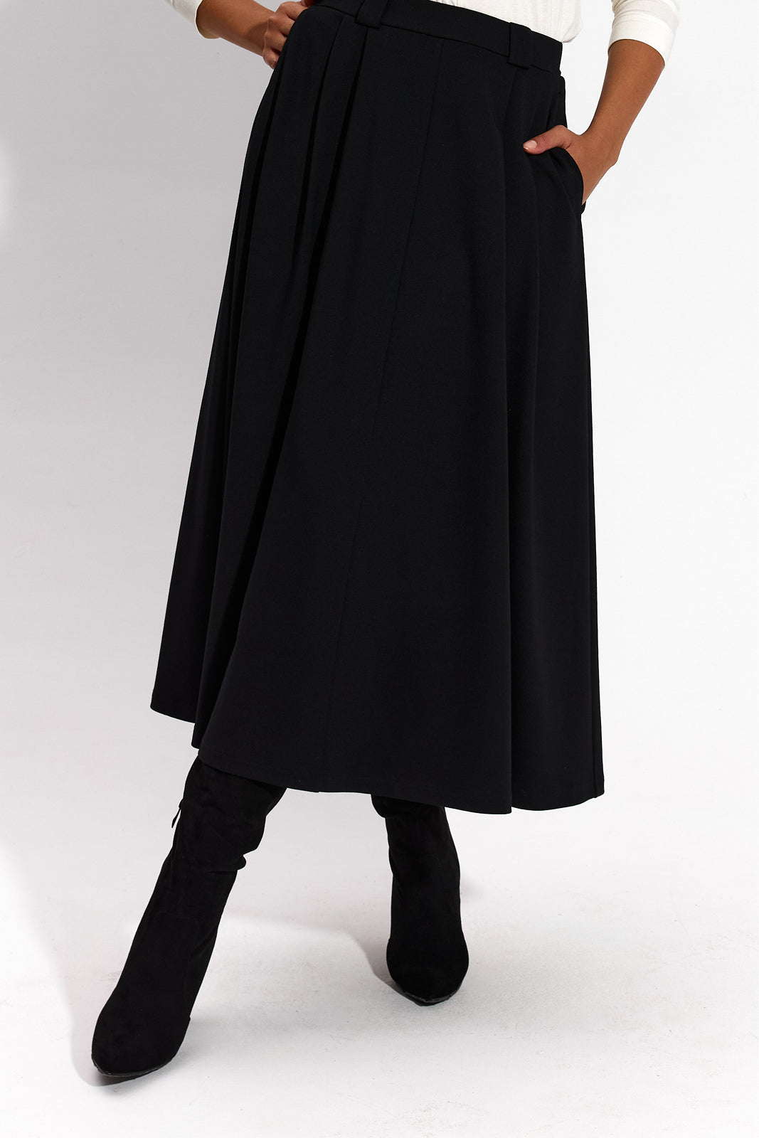 SPÓDNICA GARNITUROWA 7/8 czarna