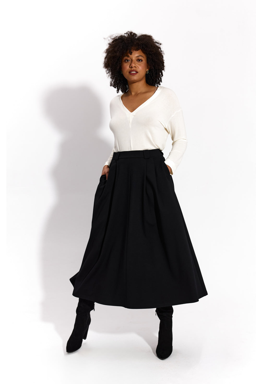 SPÓDNICA GARNITUROWA 7/8 czarna