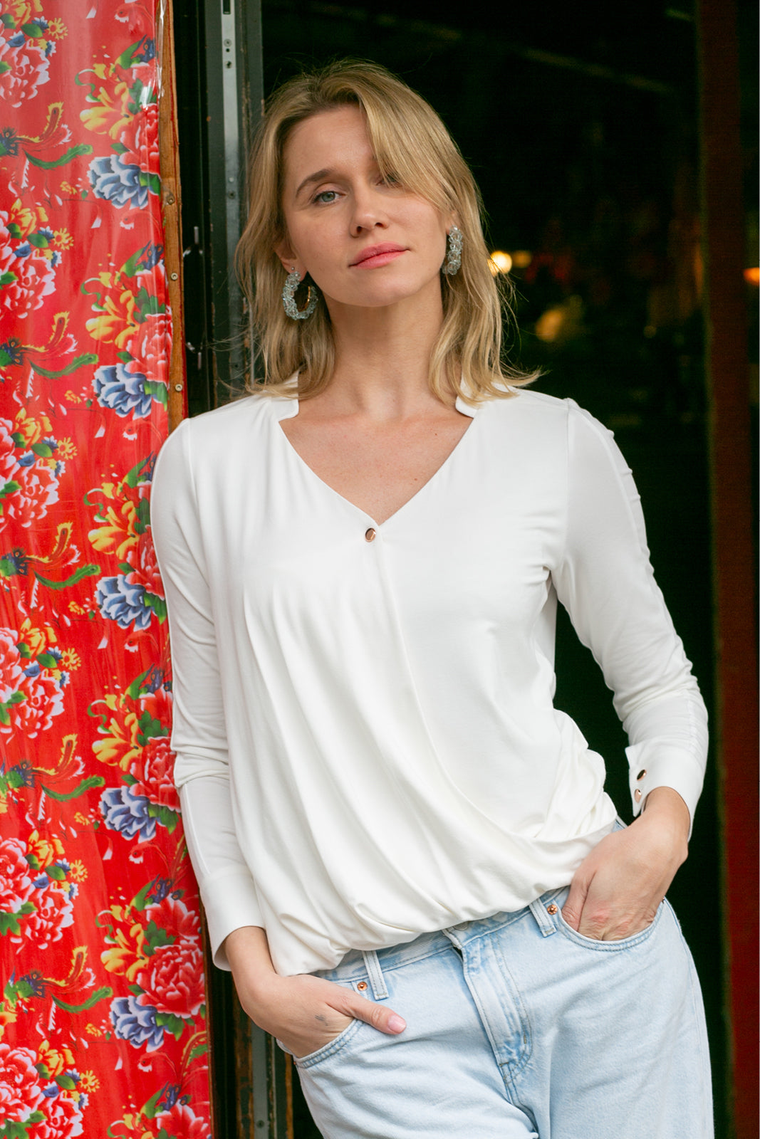 CICHA WODA perłowa biel