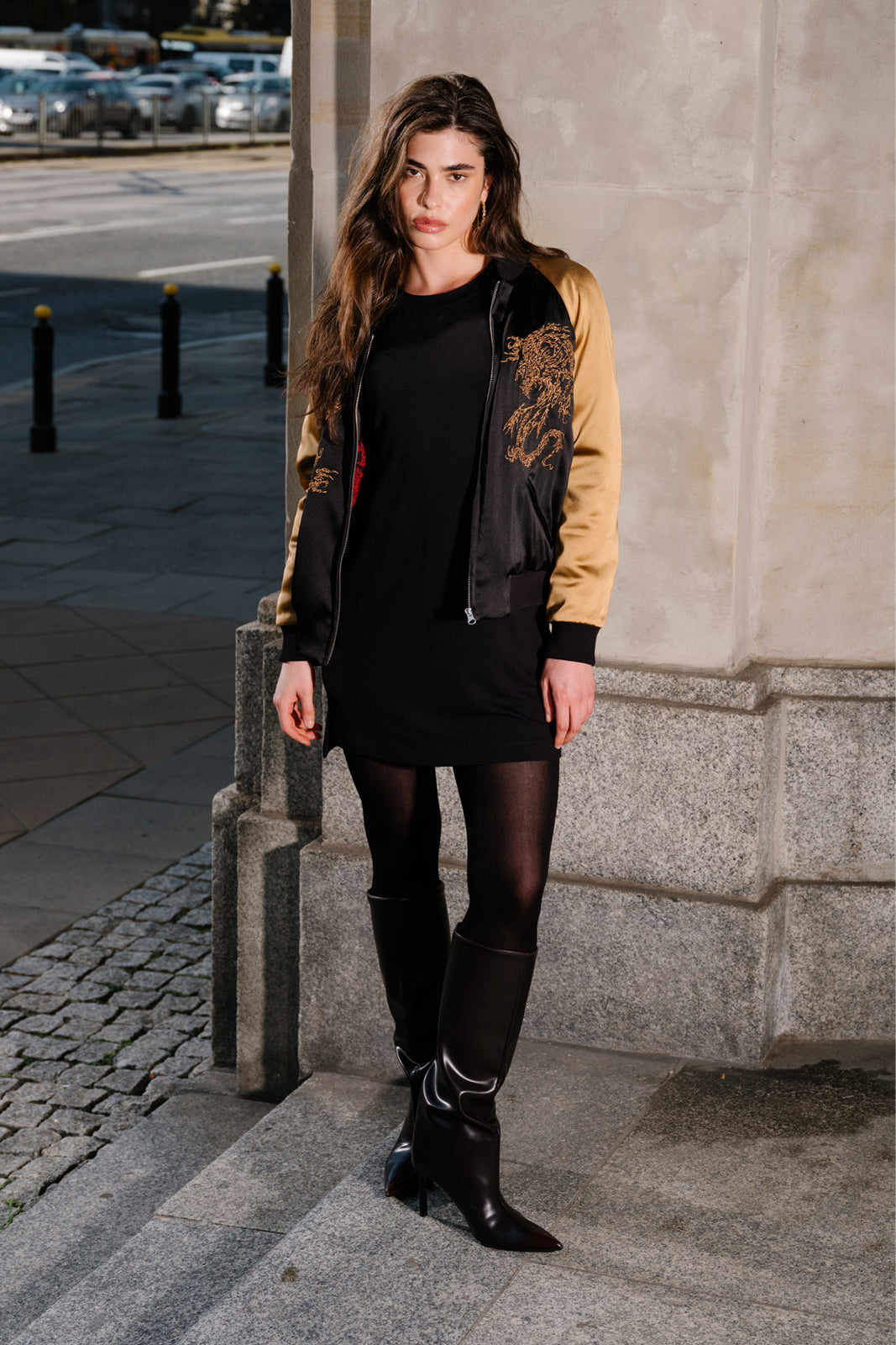 Kurtka SUKA JACKET black & gold haft Swanski Studio