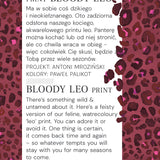 Dziki, akwarelowy print Bloody Leo w czerwieni i fioletach – ponadczasowy wzór odzieżowy