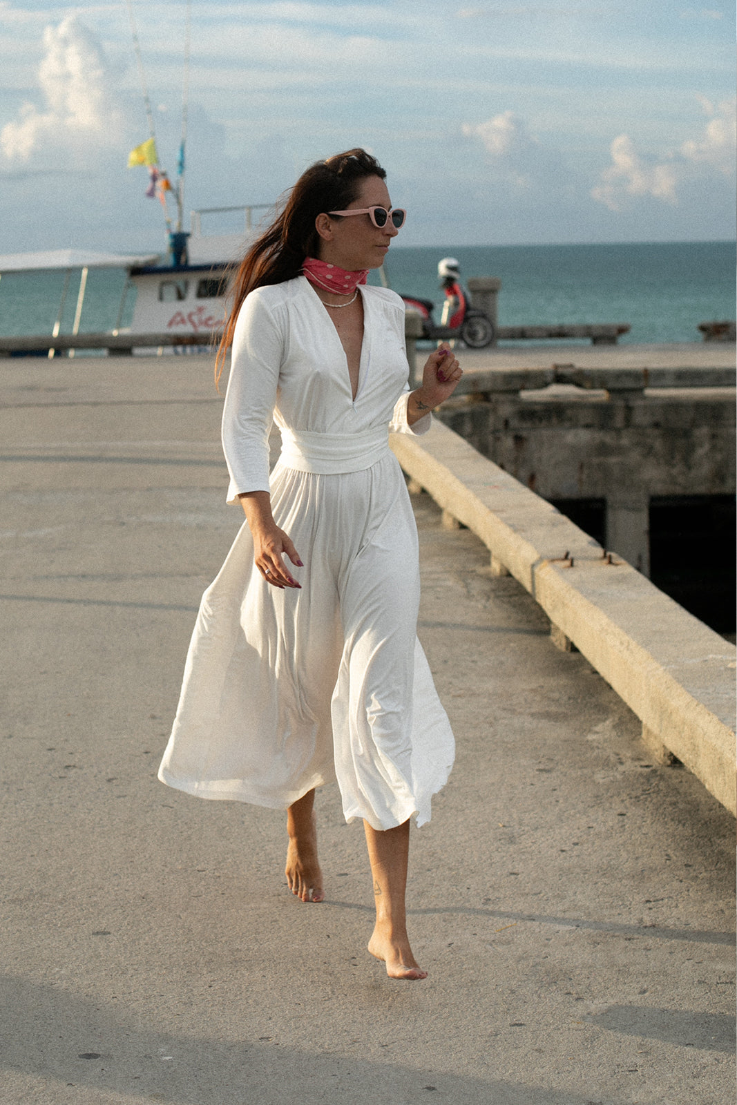 LIBERTY DRESS perłowa biel