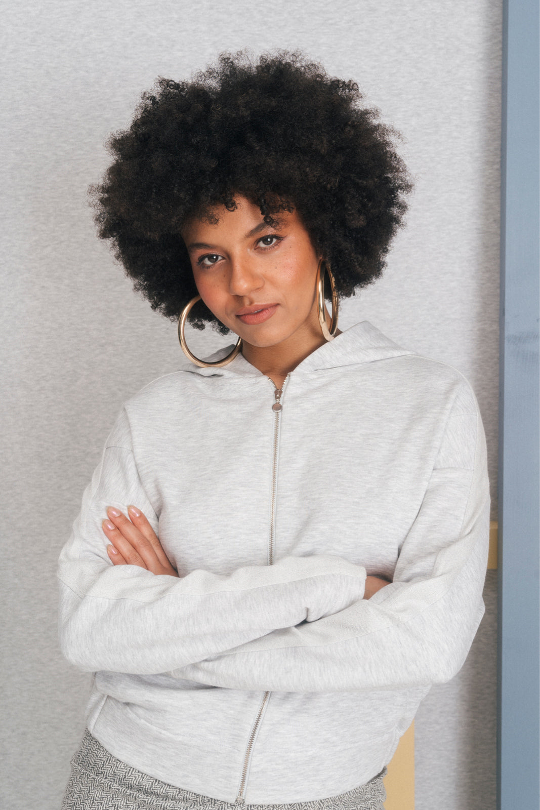 MADE MY DAY jasny szary melanż ze srebrnym lampasem