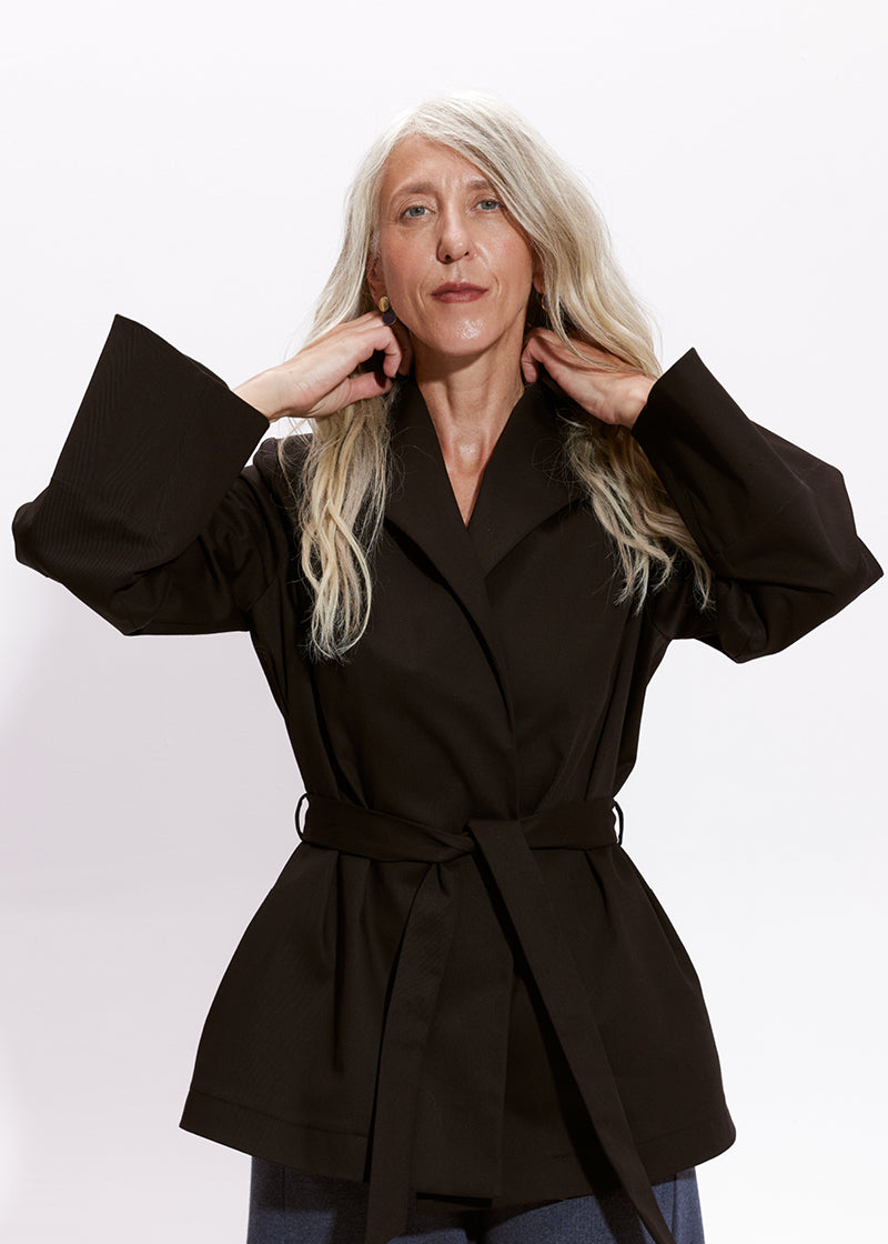 SOME HOPE SHORT czarna