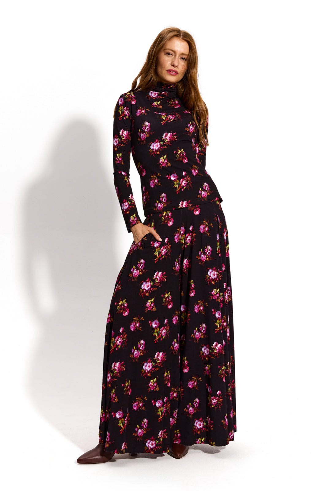 PRIMAVERY print risk'n'roses black