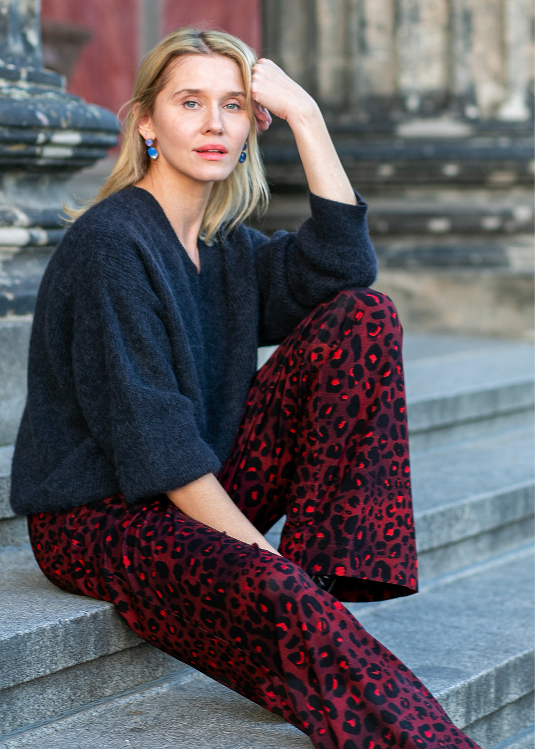 SPRYCIARY print leo red wine