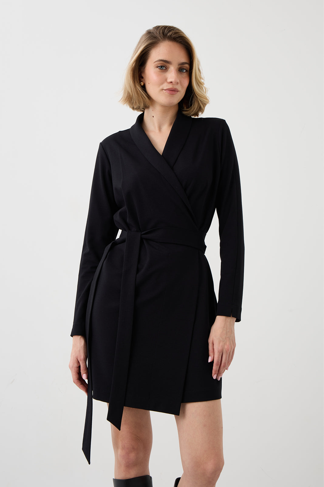 Sukienka BLACK ICON czarna