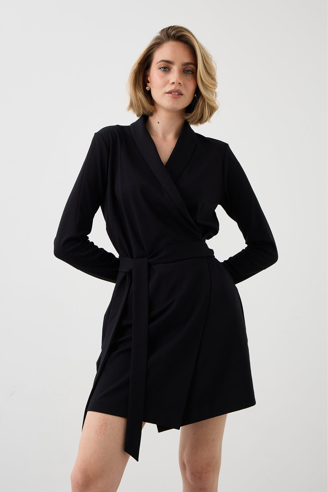 Sukienka BLACK ICON czarna