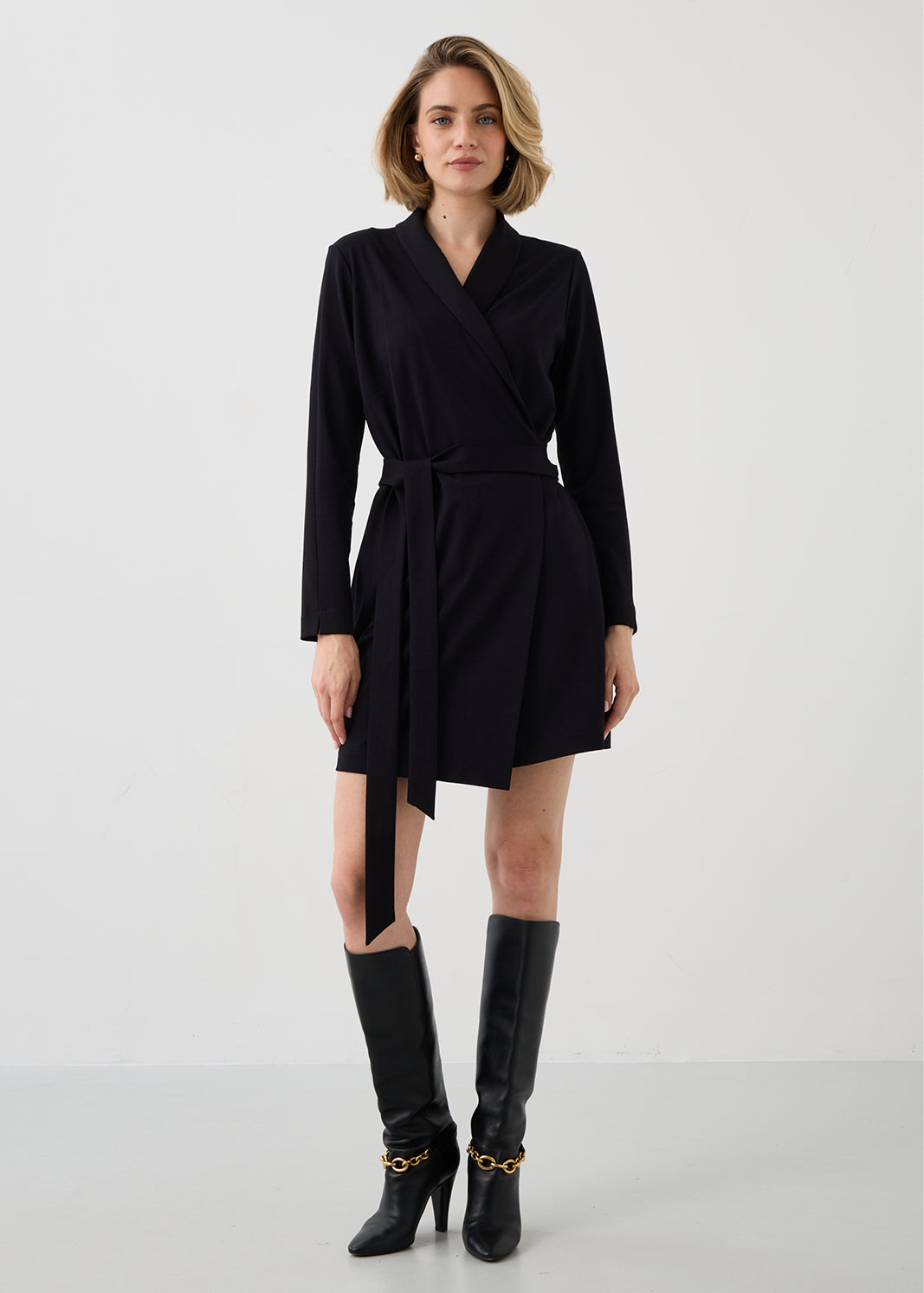 Sukienka BLACK ICON czarna