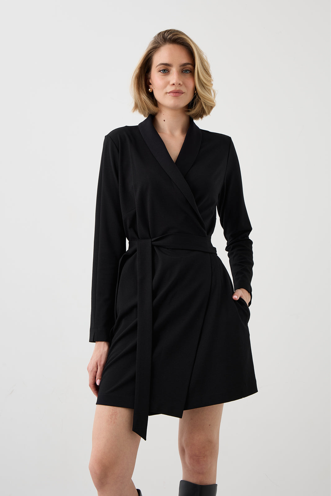 Sukienka BLACK ICON czarna