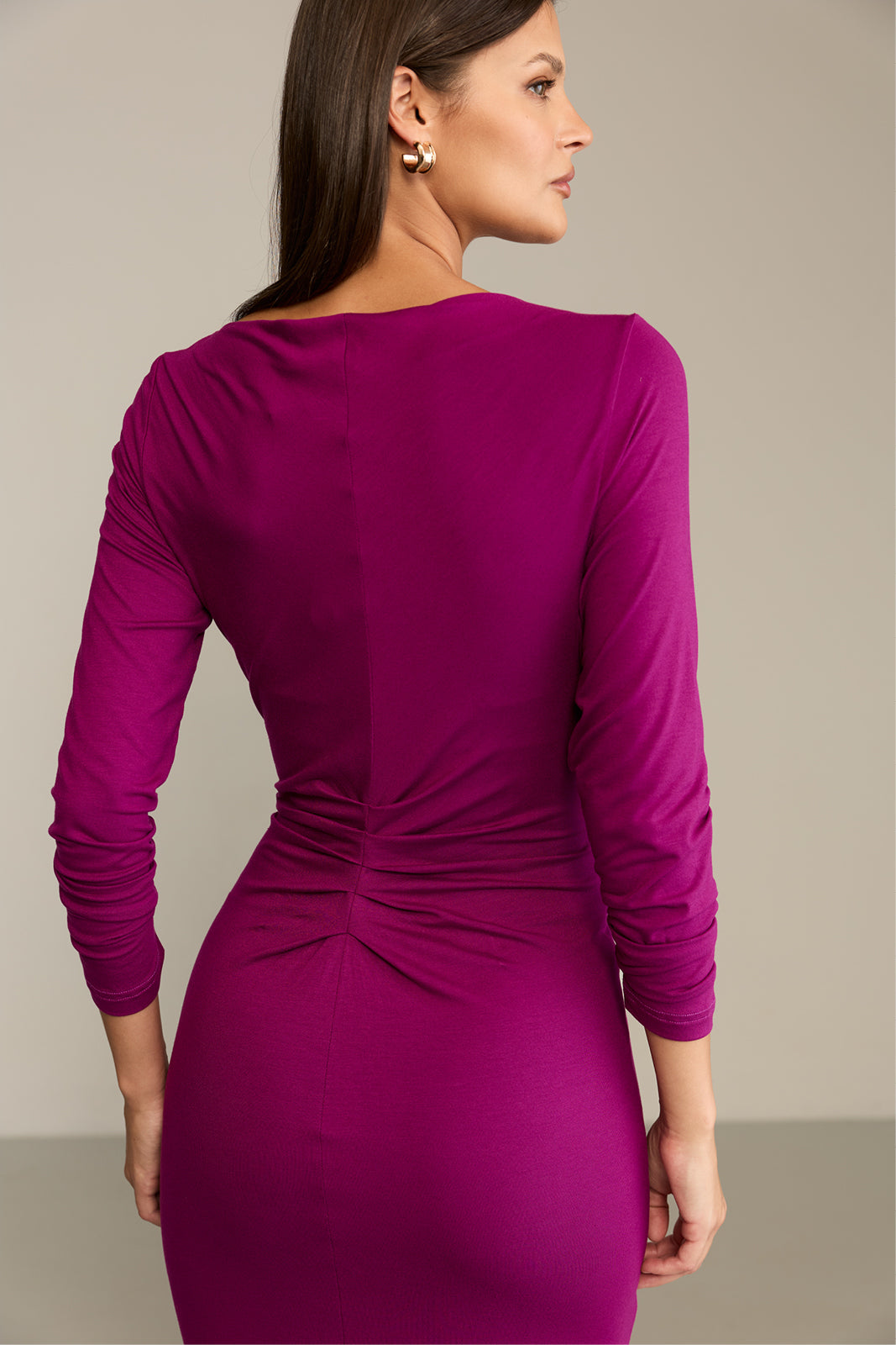Sukienka BODY POSITIVE purpurowa