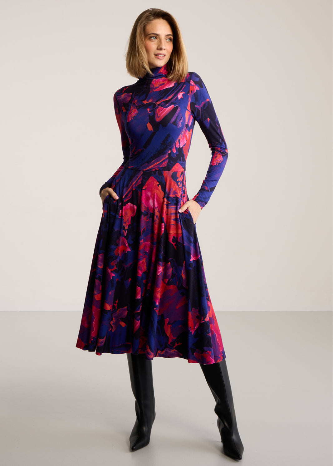 Sukienka GO(LF) FOR IT print Dreamworld orange & violet