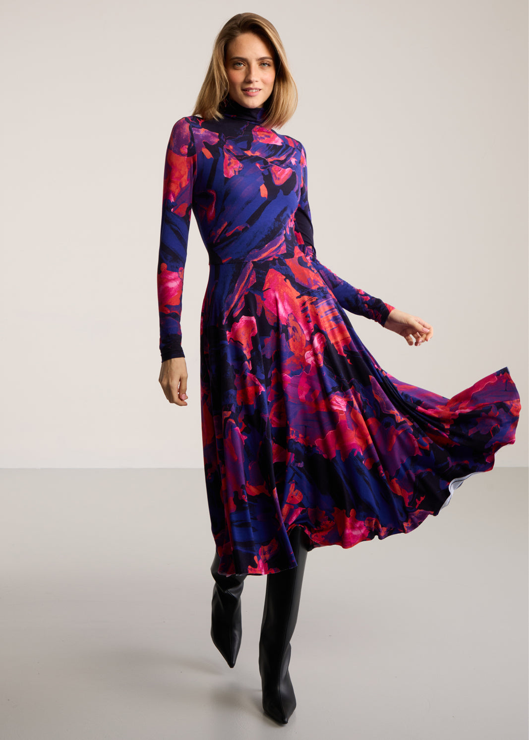 Sukienka GO(LF) FOR IT print Dreamworld orange & violet