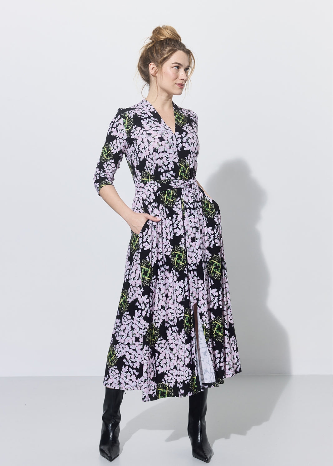 KINGA 175 cm<br>linergistka, modelka<br>sukienka S|#000000|#ffffff| 