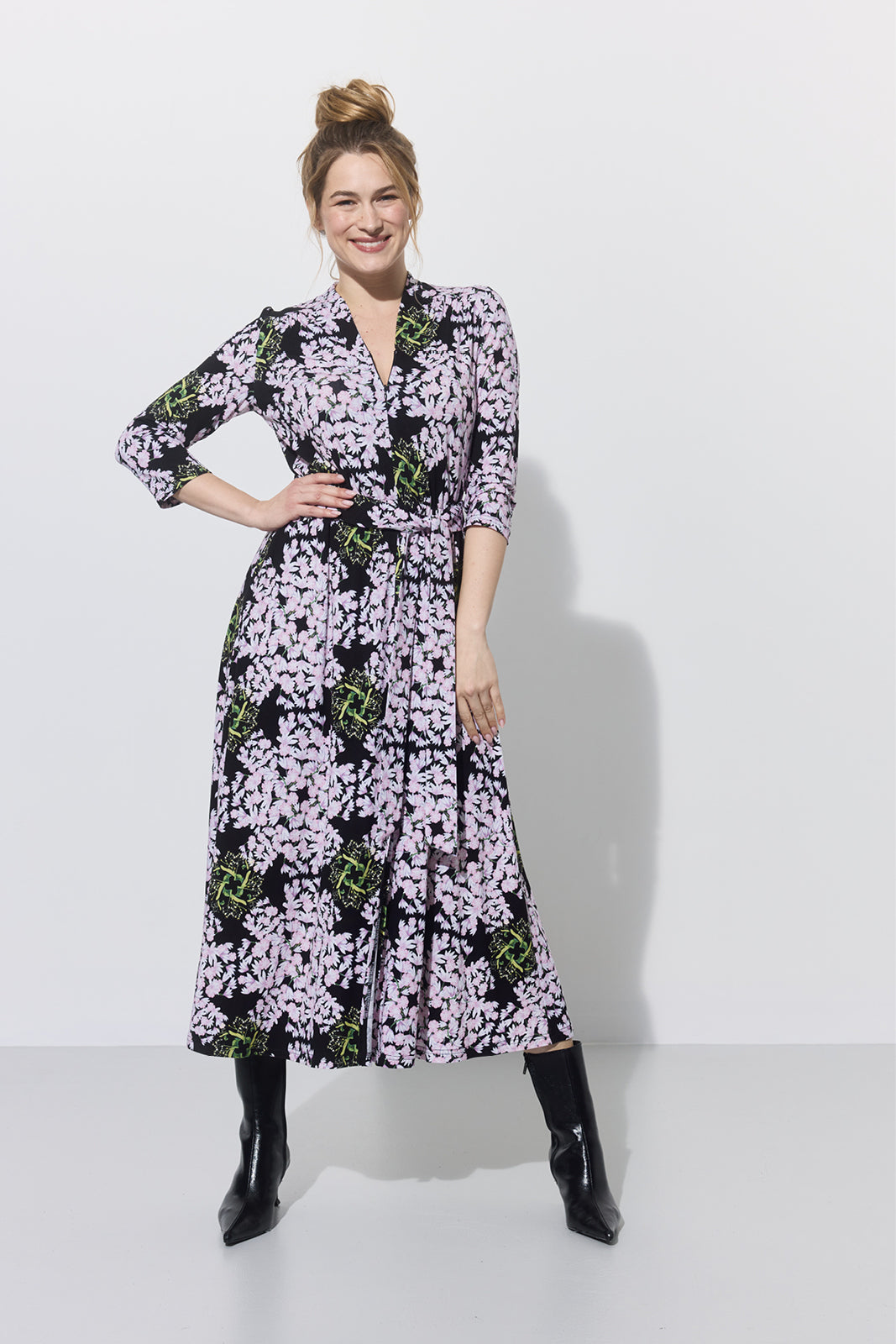 LIBERTY DRESS print lipy i magnolie nocą