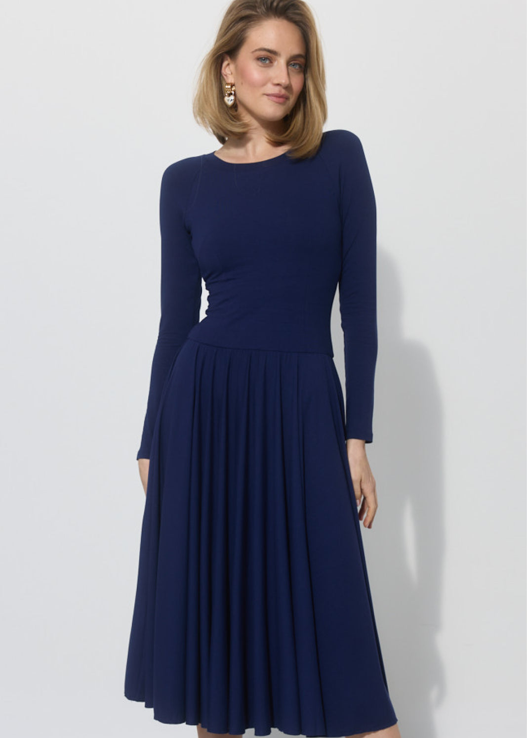 JULIE 176 cm
<br>modelka, studentka prawa<br>sukienka XS|#000000|#ffffff| 