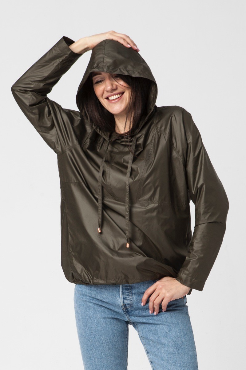 LADY IN RAIN khaki
