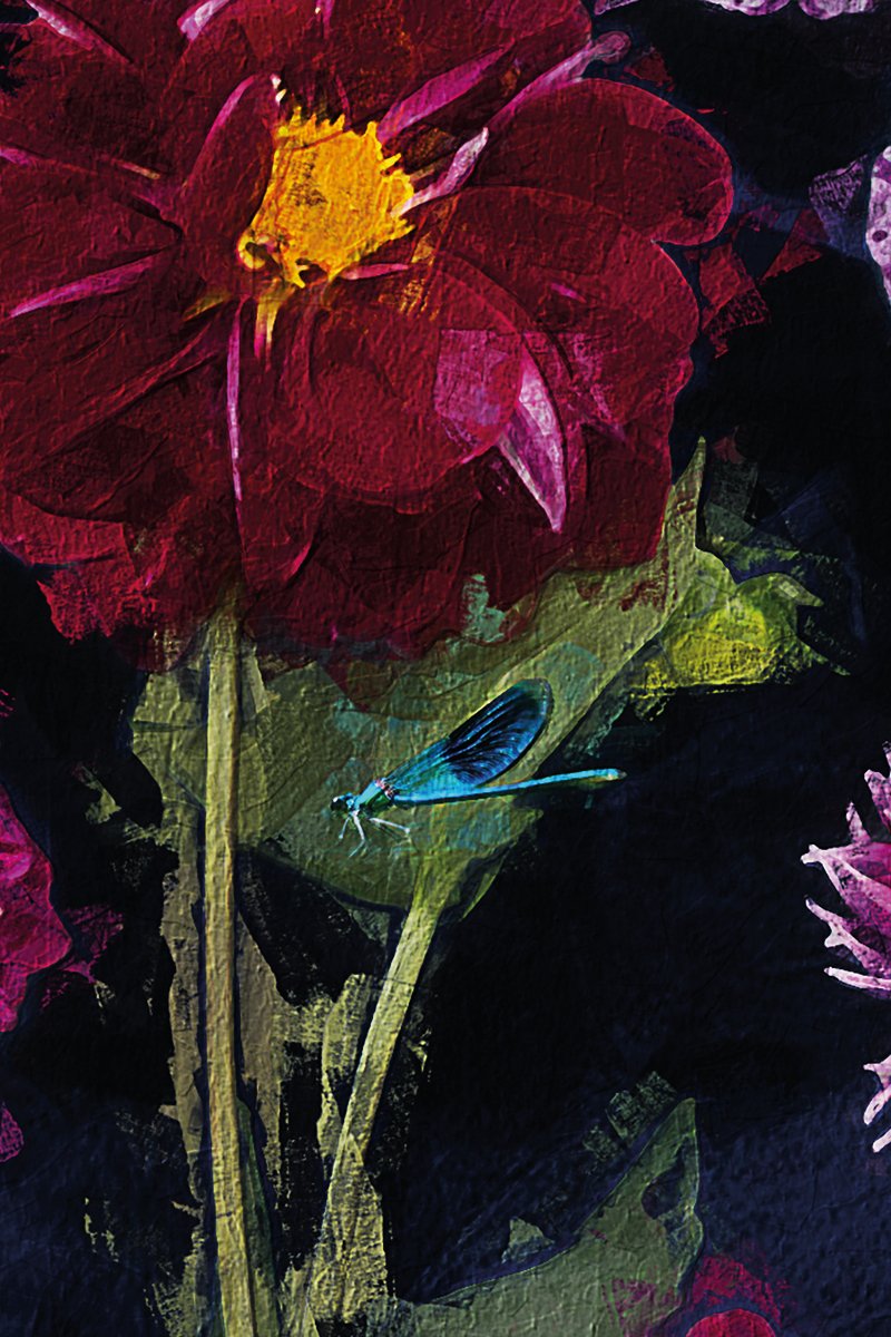 LUCY IN THE SKY dahlias print