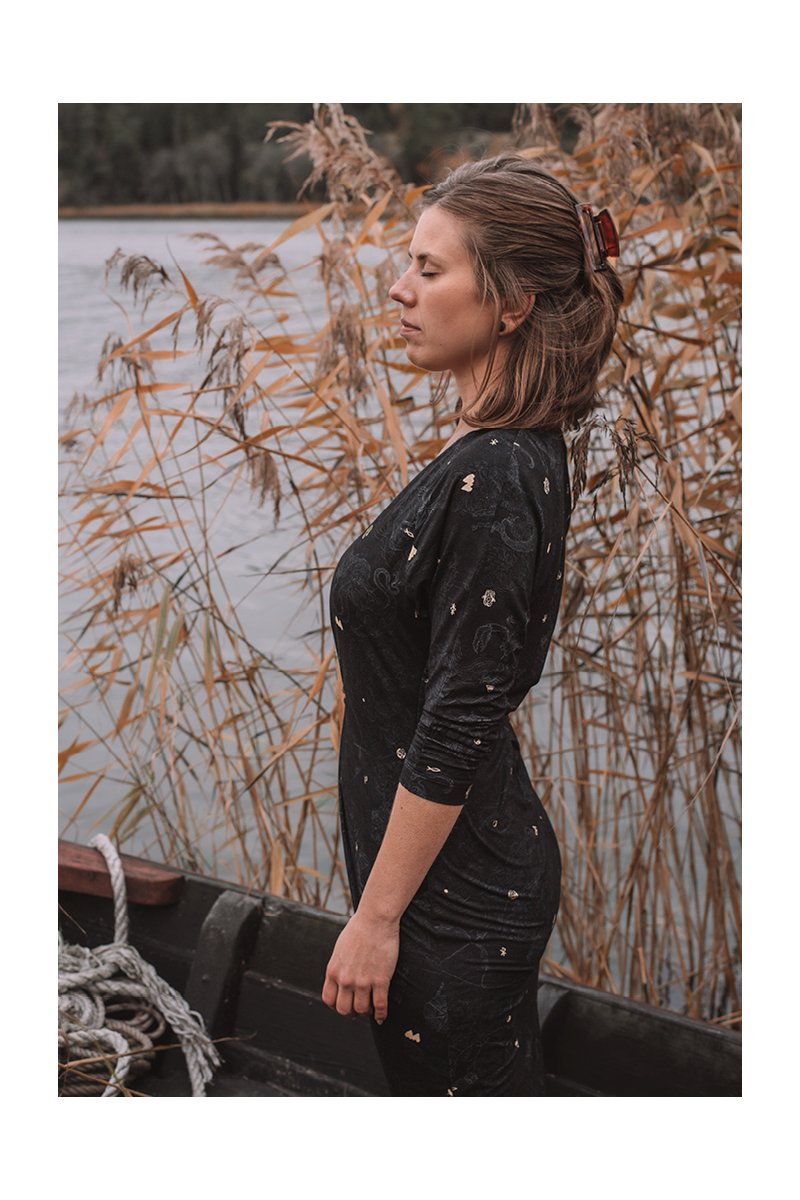 SUKIENKA MODERN LIFE print wish you luck black
