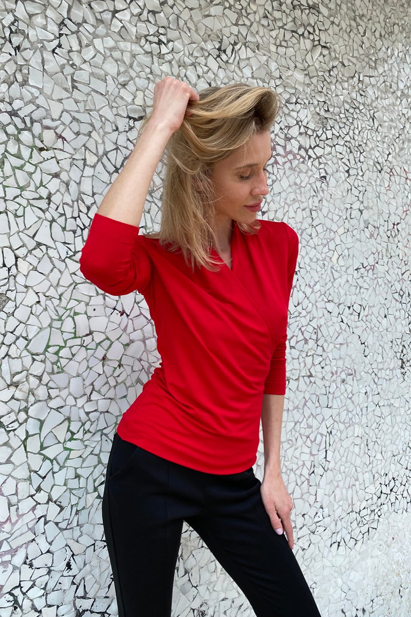 COSI FAN TUTTE czerwona